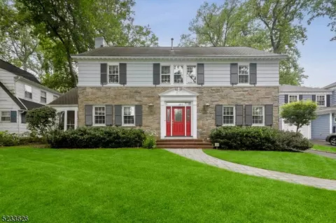 38 Claremont Dr, Maplewood, NJ 07040