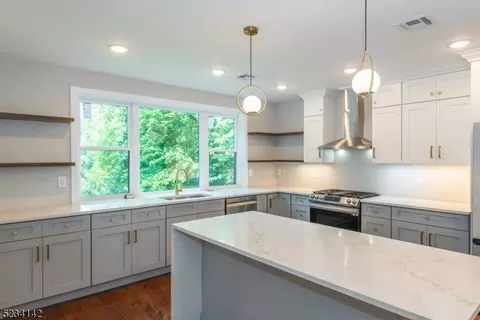 50 Mohawk Trl, Wayne, NJ 07470 photo 13