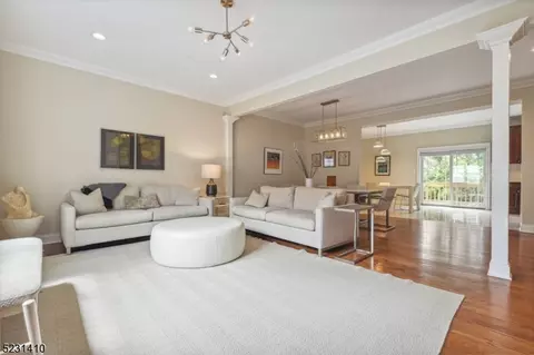 569 Springfield Ave #3, Berkeley Heights, NJ 07922