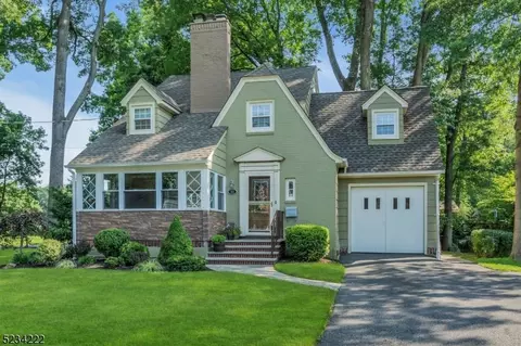 11 Romore Pl, Cranford, NJ 07016
