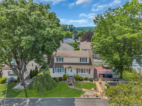 320 N 21st St, Kenilworth, NJ 07033