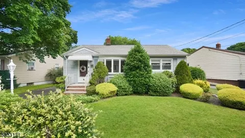 49 Corsi Rd, Bloomfield, NJ 07003