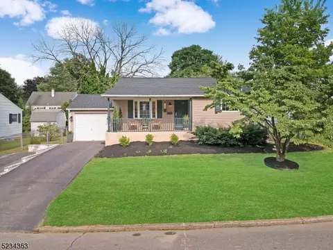 117 Riverview Rd, Phillipsburg, NJ 08865