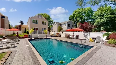 398 Burlington Rd, Paramus, NJ 07652 photo 28