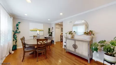 398 Burlington Rd, Paramus, NJ 07652 photo 9