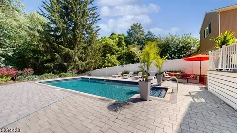 398 Burlington Rd, Paramus, NJ 07652 photo 29