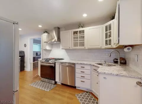 398 Burlington Rd, Paramus, NJ 07652 photo 10