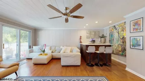 398 Burlington Rd, Paramus, NJ 07652 photo 8