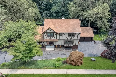 599 Sandra Dr, Landing, NJ 07850