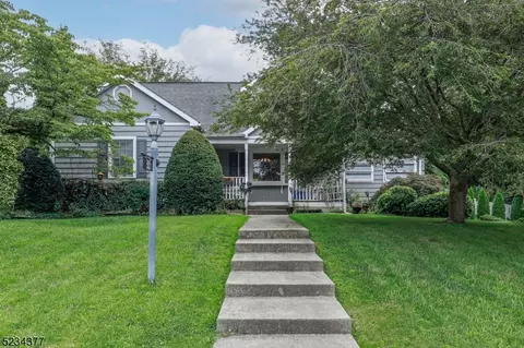 305 Pershing Ave, Phillipsburg, NJ 08865