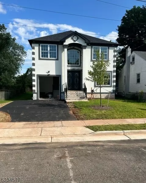 130 Mineola Pl #1, Edison, NJ 08817