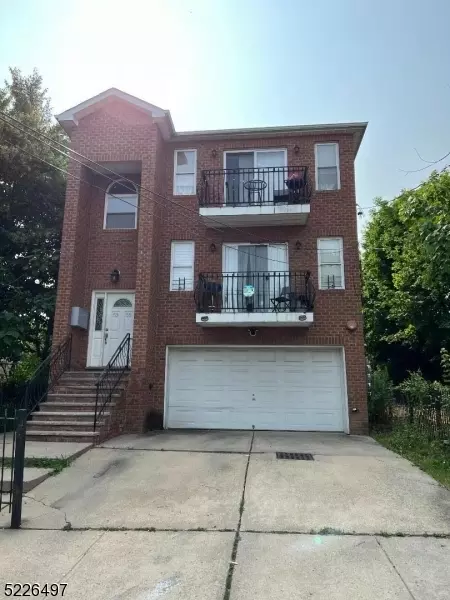 53-55 Gray St, Newark, NJ 07107