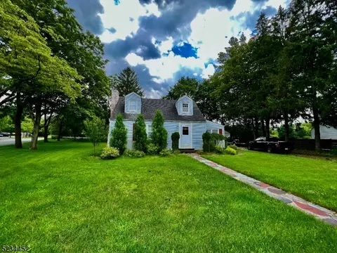 61 East Ave, Hackettstown, NJ 07840