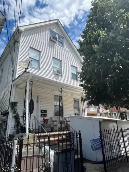 907 Olive St, Elizabeth, NJ 07201