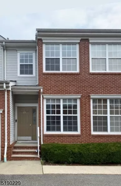 13 Gordon Cir, Parsippany-troy Hills Twp, NJ 07054