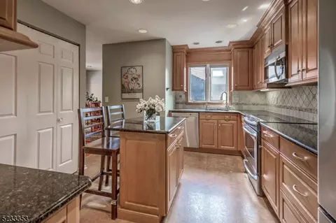 58 Aspen Dr, Bernards, NJ 07920 photo 7
