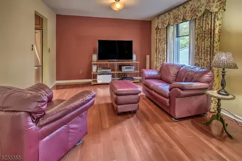 58 Aspen Dr, Bernards, NJ 07920 photo 10
