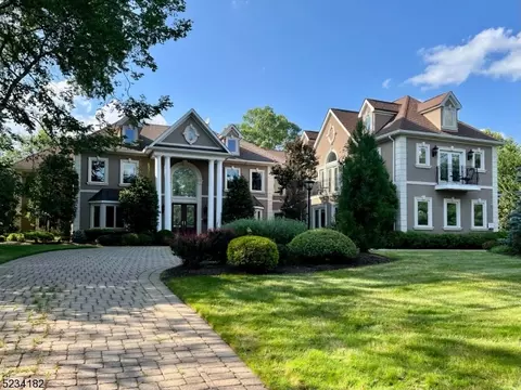 415 White Oak Ridge Rd, Short Hills, NJ 07078