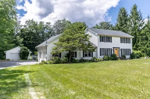 11 Cobblewood Rd, Blairstown, NJ 07825