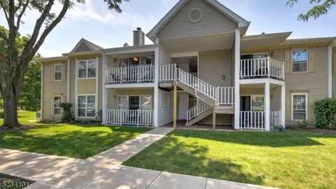 2901 Lindsley Rd, Bridgewater, NJ 08807