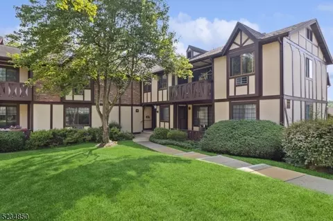 11 Sentinel Ct #C, Chatham Twp, NJ 07928