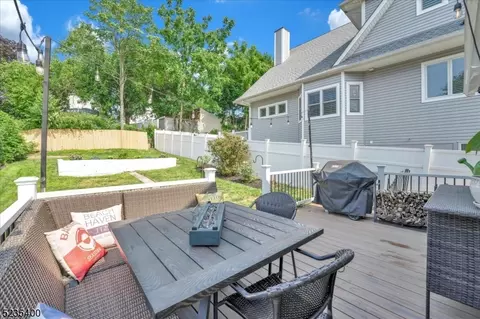 4 Locust St, Nutley, NJ 07110 photo 6