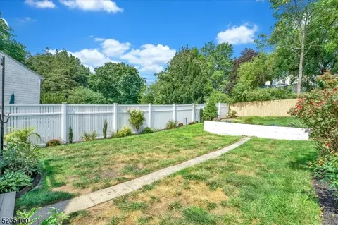 4 Locust St, Nutley, NJ 07110 photo 7
