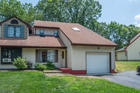 42 Livingston Ave, Dover, NJ 07801