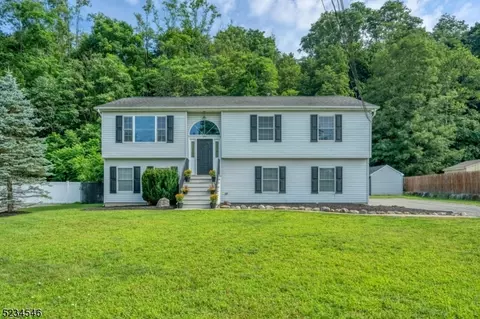71 Passaic Ave, Ogdensburg, NJ 07439