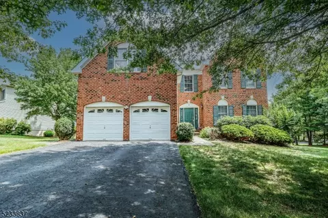18 Sullivan Dr, Bernards, NJ 07920