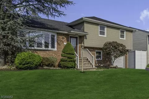 34 N 9th St, Kenilworth, NJ 07033