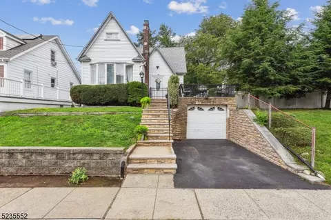 110 Livingston Rd, Linden, NJ 07036
