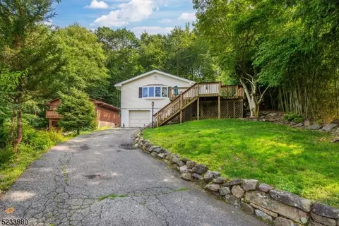 13 Comanche Ave, Rockaway, NJ 07866