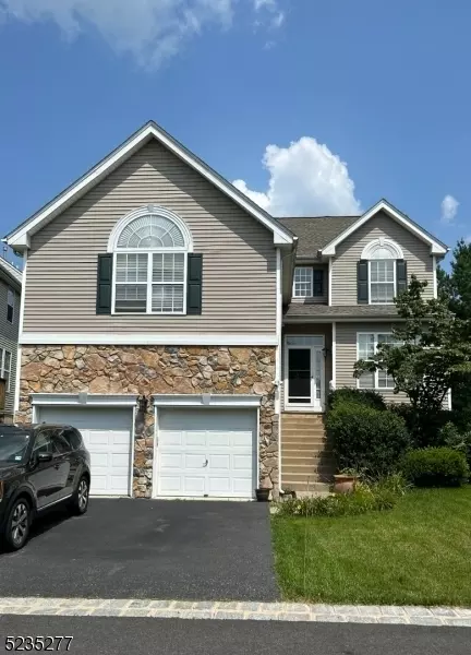116 Winding Hill Dr, Hackettstown, NJ 07840