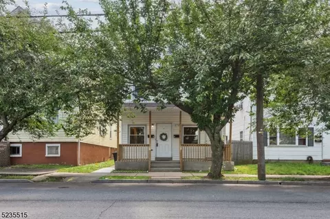 272 Comstock St, New Brunswick, NJ 08901