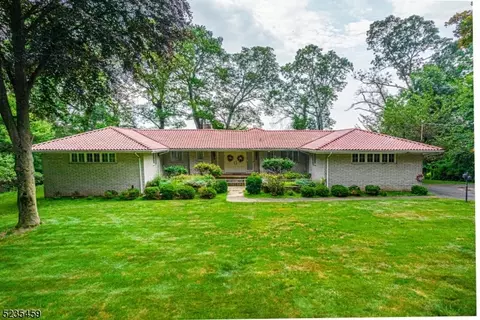 26 Long Ridge Rd, Randolph, NJ 07869