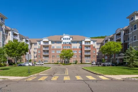 3411 Warrens Way, Wanaque, NJ 07465