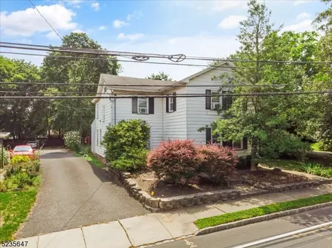264 Main St, Readington Twp, NJ 08889