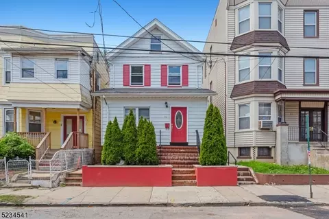 63 Maple Ave, Irvington, NJ 07111