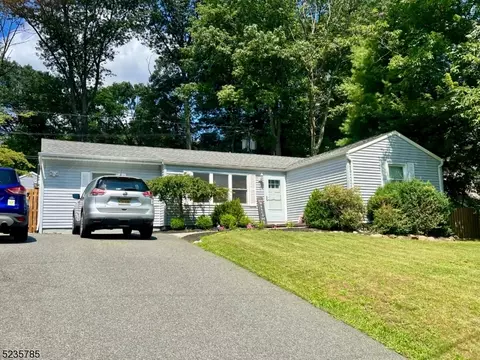 12 Memory Ln, Denville, NJ 07834