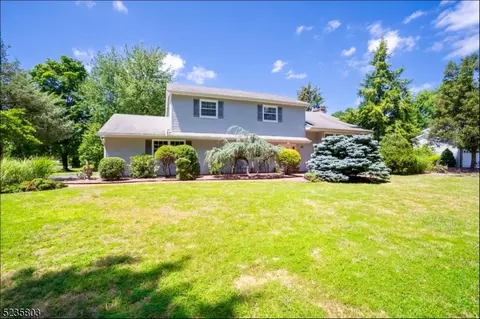 10 Ardsley Rd, Hillsborough, NJ 08844