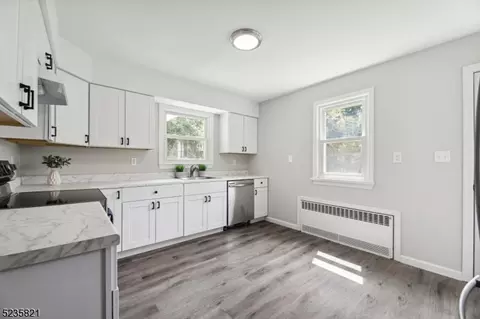 16 Mountain Ave, Mendham Boro, NJ 07945 photo 8