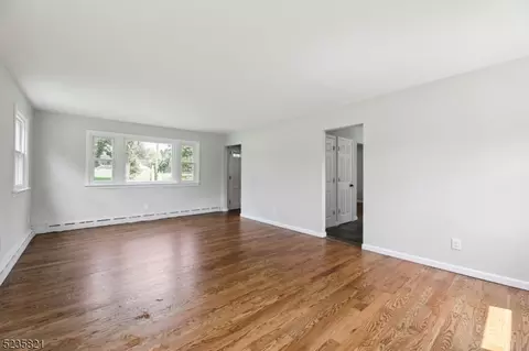 16 Mountain Ave, Mendham Boro, NJ 07945 photo 5
