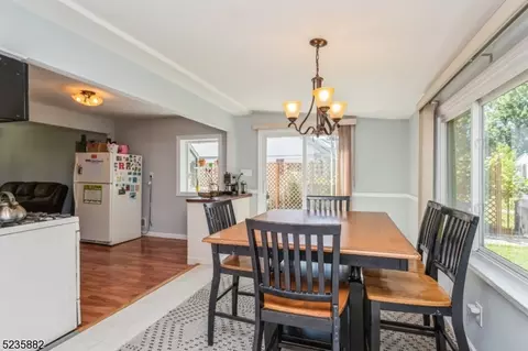 24 Markham Rd, Edison, NJ 08817 photo 10