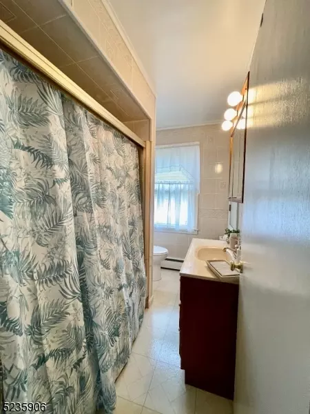 9 Franklin Pl, Wanaque Boro, NJ 07420 photo 10