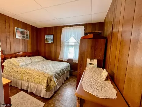 9 Franklin Pl, Wanaque Boro, NJ 07420 photo 12
