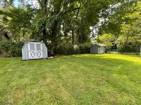 9 Franklin Pl, Wanaque Boro, NJ 07420 photo 15