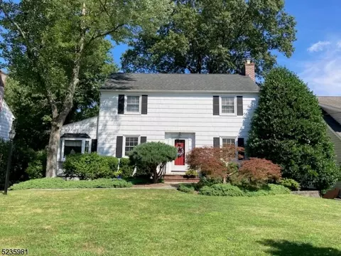 10 Loantaka Ter, Madison, NJ 07940