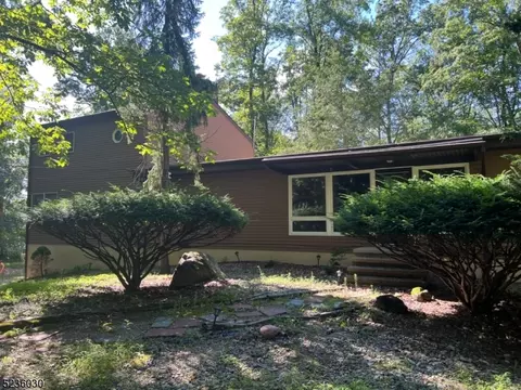 34 Locktown School Rd, Flemington, NJ 08822