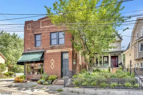 64 Chestnut St, Montclair, NJ 07042